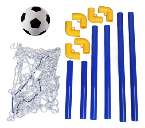 Arco de futbol con pelota